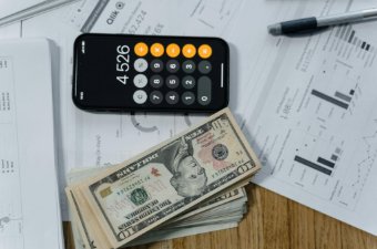 Payroll Accountants in London 8 text consultant payroll accountants london